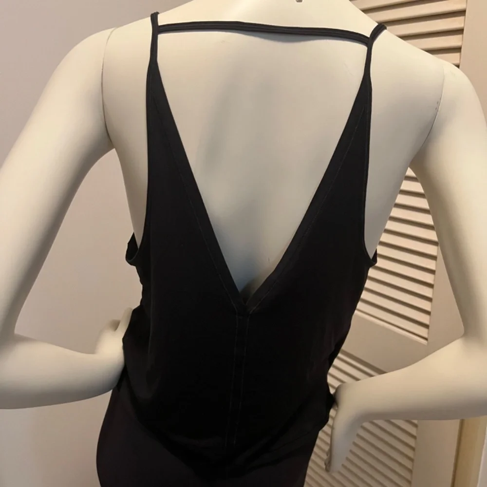 Lululemon top - Picture 2 of 3